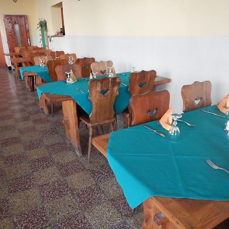 Penzion A Restauracia Pod Hradom, Turna Nad Bodvou Exterior foto