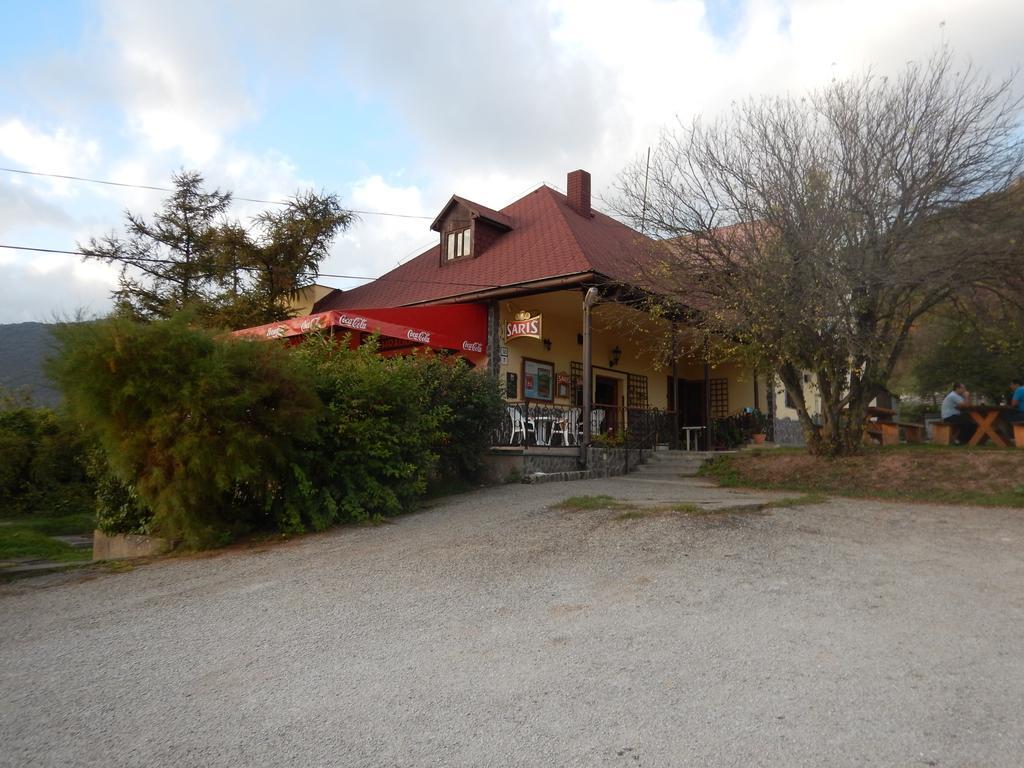 Penzion A Restauracia Pod Hradom, Turna Nad Bodvou Exterior foto